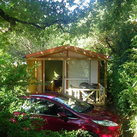 Camping Chalets Les Chenes Verts 보귀에 외부 사진