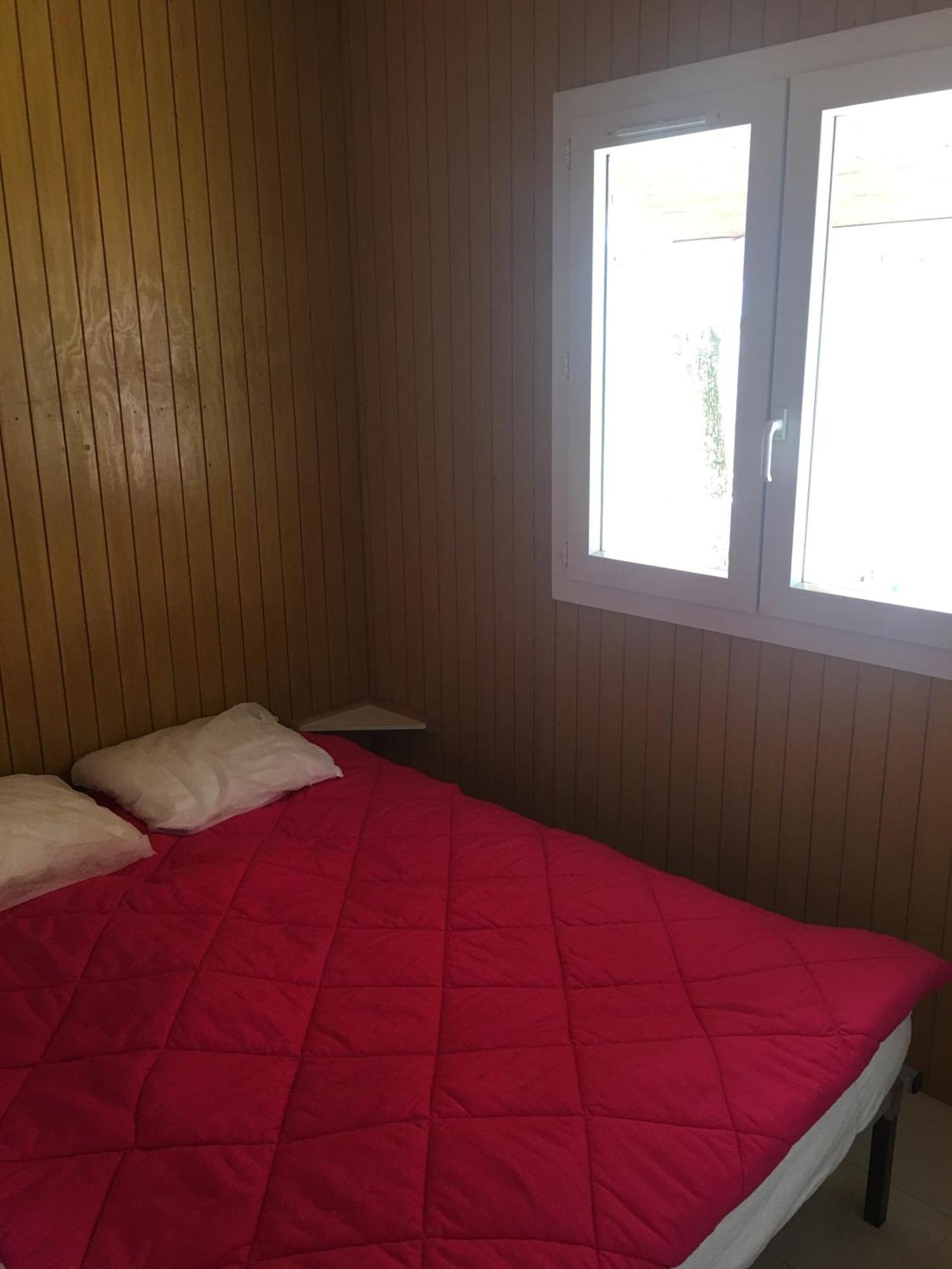 Camping Chalets Les Chenes Verts 보귀에 객실 사진