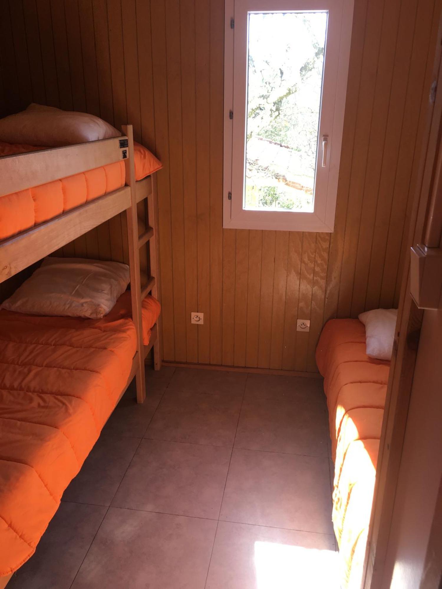 Camping Chalets Les Chenes Verts 보귀에 객실 사진